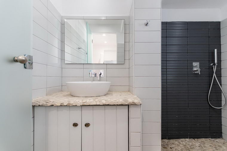 Ground floor apartments for 5 or 6